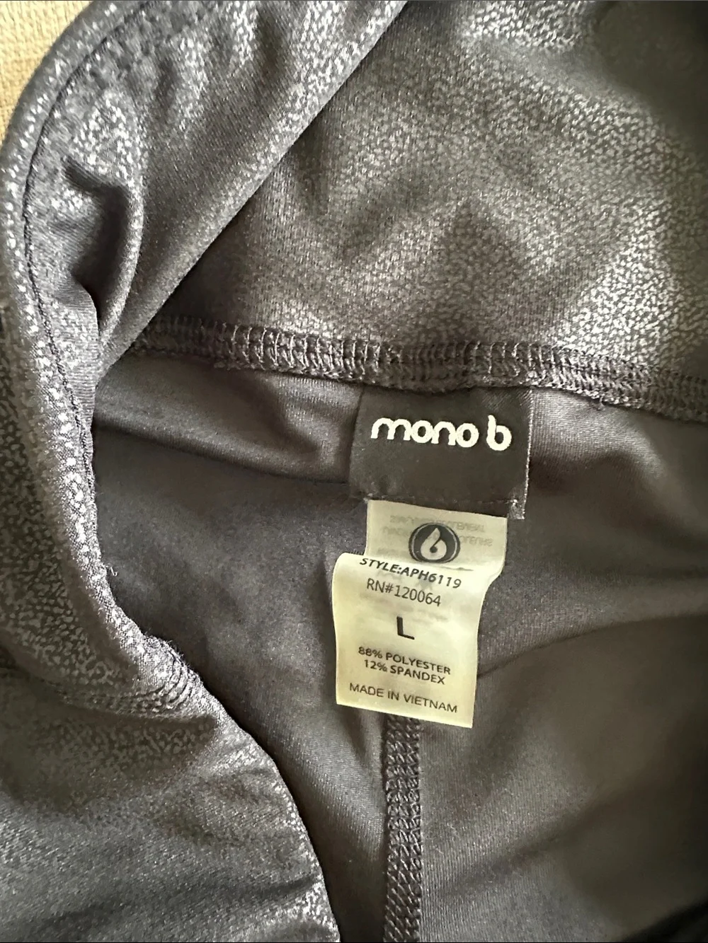 Mono B sleek black